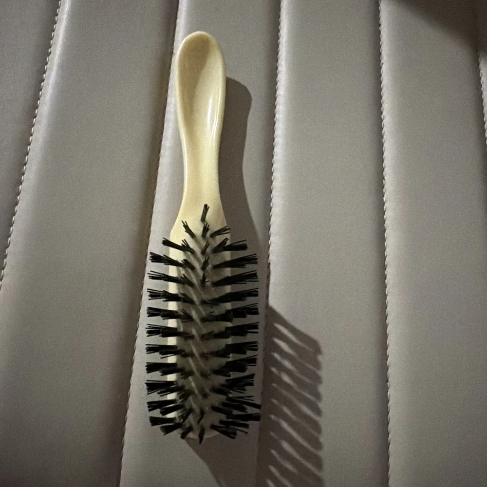 VTG Unbranded Hair Brush Nylon Bristles 6.5